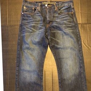 Men’s American Eagle relaxed jeans 34x32